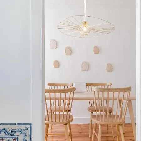 Casa Boma Lisboa - Typical And Spacious - Lapa Ii